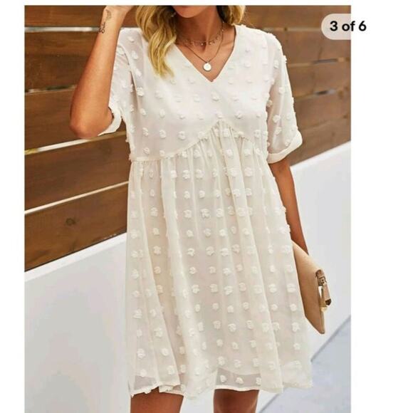 Kirundo Dresses & Skirts - Kirundo Babydoll Textured V-Neck Short Sleeve Sheer Dress Size Large Cream